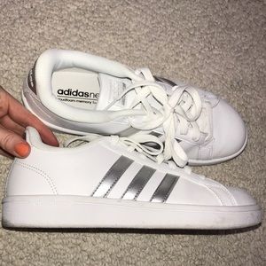 white adidas trainers with silver stripes